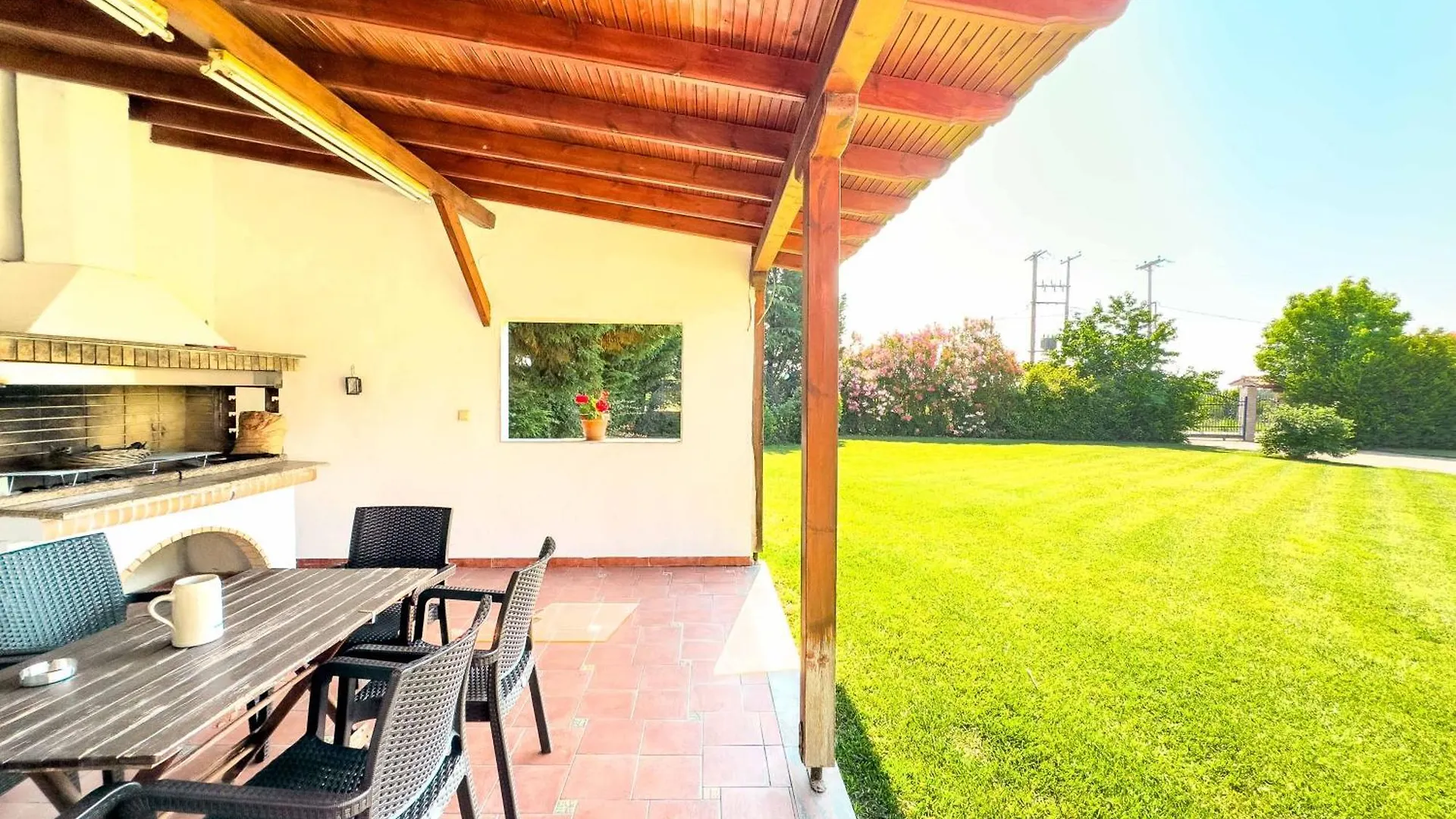 Holiday home Villa Bougainvillea Epanomi